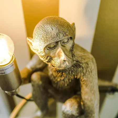 Spacious 4br With 3 Baths, Dom wakacyjny Manchester