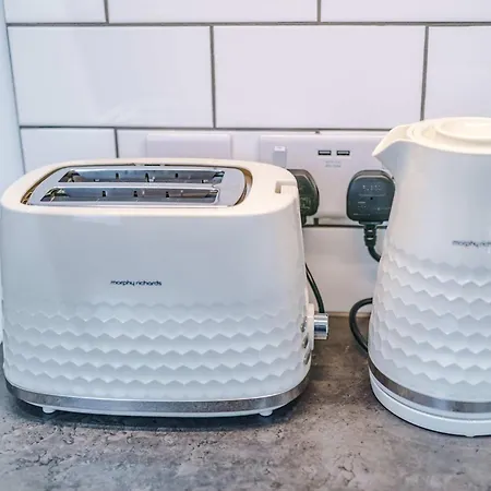 Minutes To The Coop Live Arena & Etihad Stadium - Free Parking With Ev Charger בית נופש *