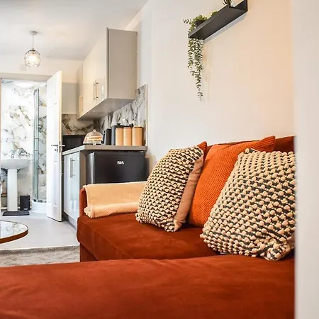 Daire 1 Bed Near Coop Live Etihad Stadium *