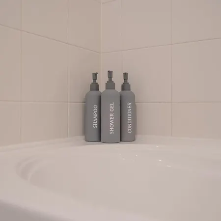 Modern 2 Bed With Balcony By Arndale Apartment Manchester