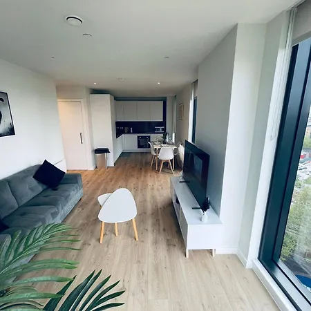 Sky View Centre Luxe - 2 Bedrooms מנצ'סטר