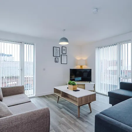 Stylish Two Bedroom With Balcony Lejlighed *
