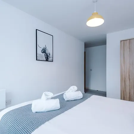 アパート Stylish Two Bedroom With Balcony マンチェスター