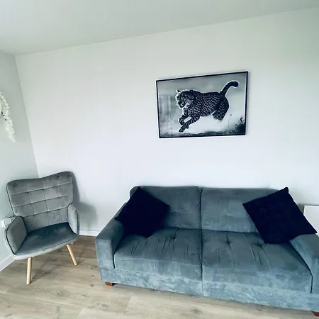 Sky View Centre Luxe - 2 Bedrooms *