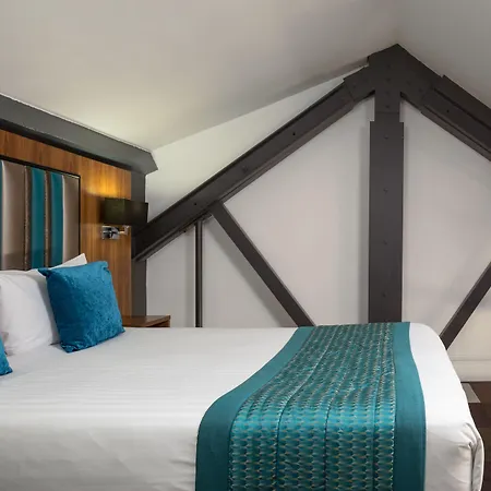 Roomzzz Aparthotel Manchester