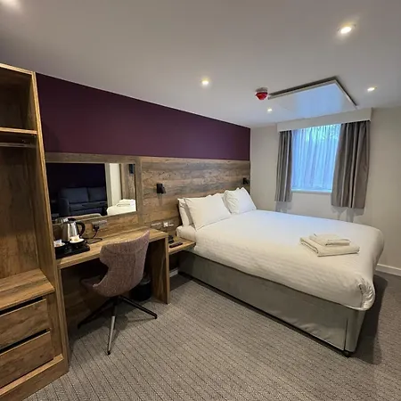 水边酒店和休闲俱乐部