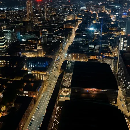 Konukevi 46th Floor Beetham Tower *