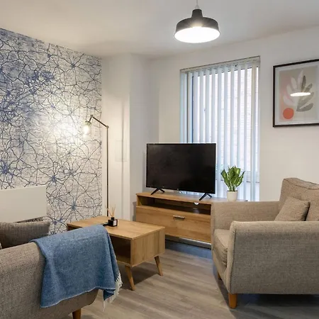 Apartment Spacious - - Piccadilly - Local Attractions - Parking Manchester