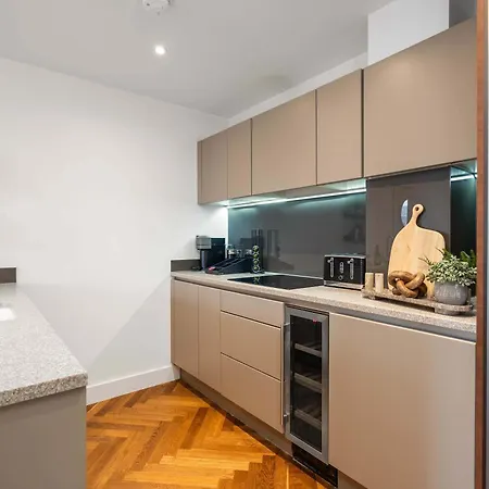 Seraphine - Luxury 1br 맨체스터