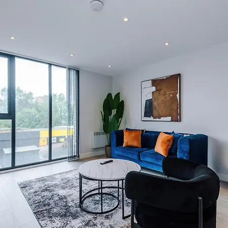 Stylish 1-bed Fast Wi-fi Easy Access To