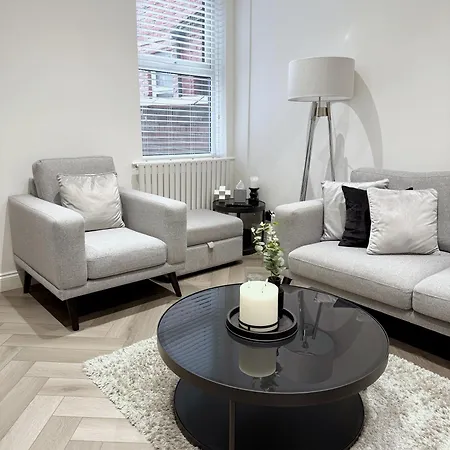 The Haven Sleeps 10 Near Centre Breakfast Hamper Included Feriehus Manchester