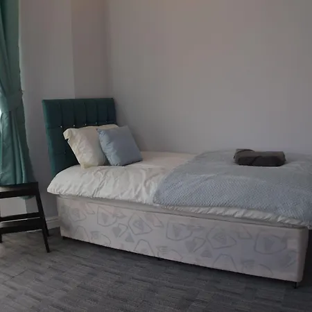 Casa de hóspedes Queens 3*