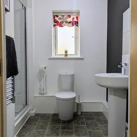 Lord Street With Free Parking & Wifi- Salford Uni, Victoria Station, Ao Arena Манчестер