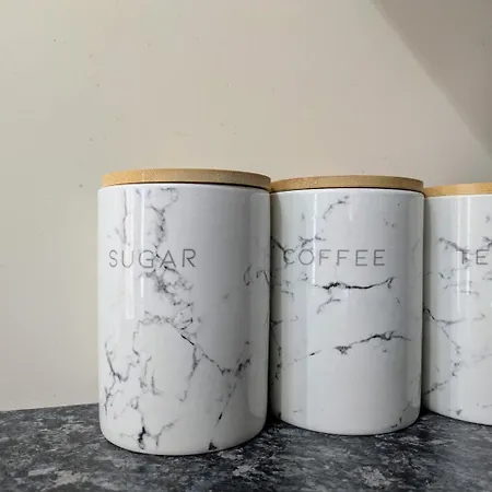 Апартаменты Lord Street With Free Parking & Wifi- Salford Uni, Victoria Station, Ao Arena *