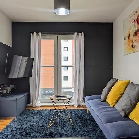 Lord Street With Free Parking & Wifi- Salford Uni, Victoria Station, Ao Arena Манчестер