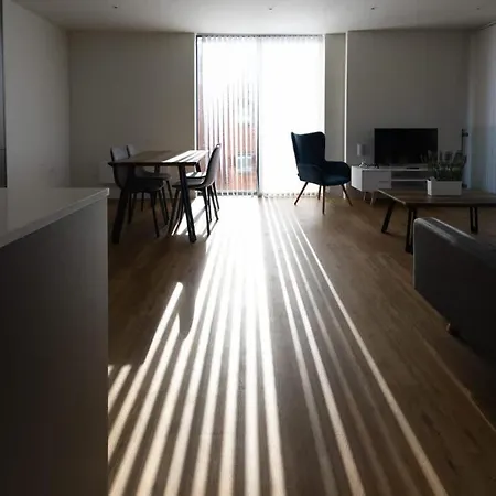 Stylish 3-bed Near Victoria Manchester