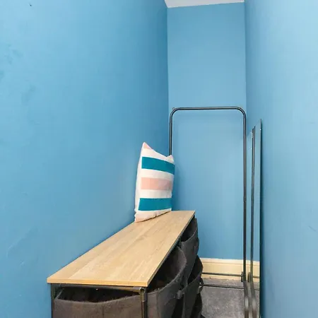 Cozy 2 Bedroom In Quiet M16 Area Prefect For Friends Or Couples Appartement Manchester