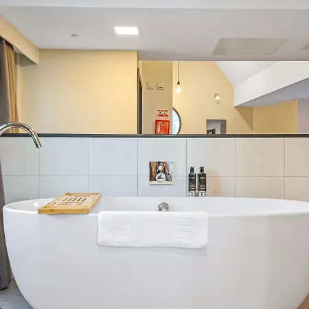 Appart hôtel Roomzzz Victoria