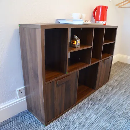 מלון Gorton Mount 2*