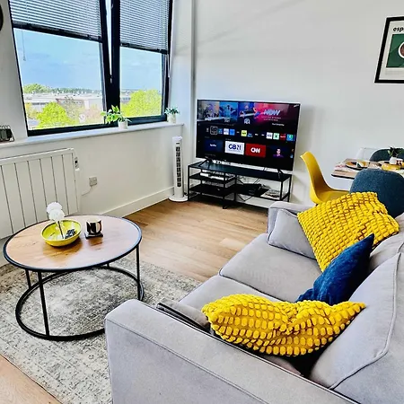 Free Parking Old Trafford Flat By Superhost * マンチェスター