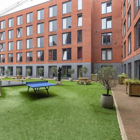 Riverside House By Utdm * Manchester