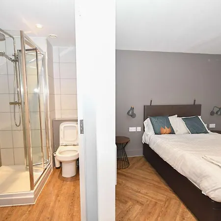 Lovely 3bed Flat In W Security Lägenhet Manchester