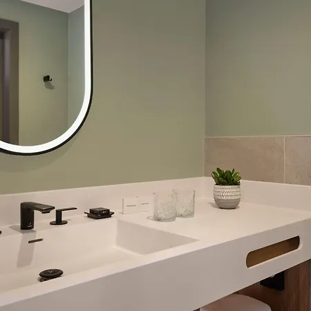 The Reach At Piccadilly, Manchester, A Tribute Portfolio