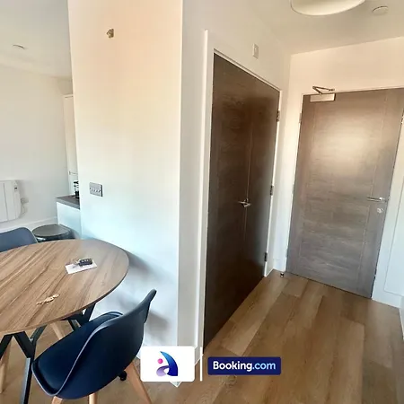 Sleeps 5 Ideal For Work Trips Up To 40 Percent Off Old Trafford Modern Apartamento *