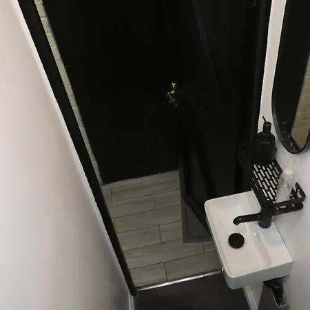 Apartamento Spacious 4 Bed Maisonette Close To Salford Quays And With Smart Tvs And Netflix Perfect For Families And Contractors