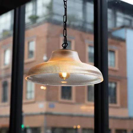 Malacuna * Manchester