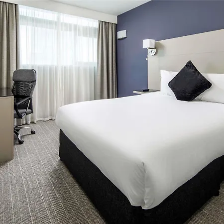 Отель Mercure Piccadilly 4*