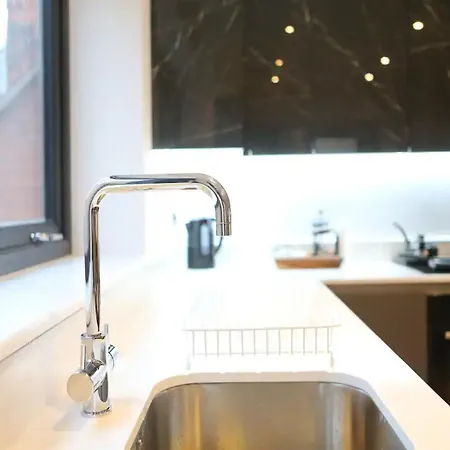 Ξενοδοχείο με διαμερίσματα Super King Penthouse Minutes From Arndale Centre - Pass The Keys Μάντσεστερ