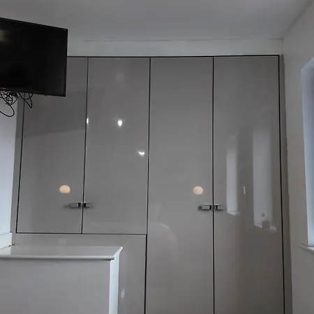 Stylish In Vibrant Salford, Manchester! * מנצ'סטר