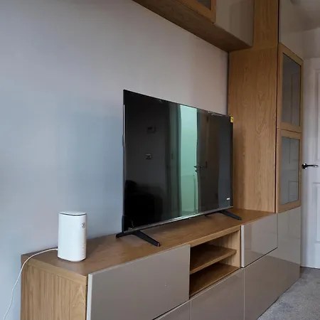 Stylish In Vibrant Salford, Manchester! מנצ'סטר