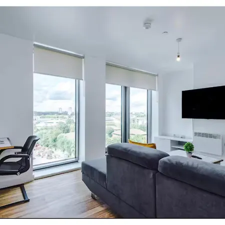 X1 Humble Abode * מנצ'סטר