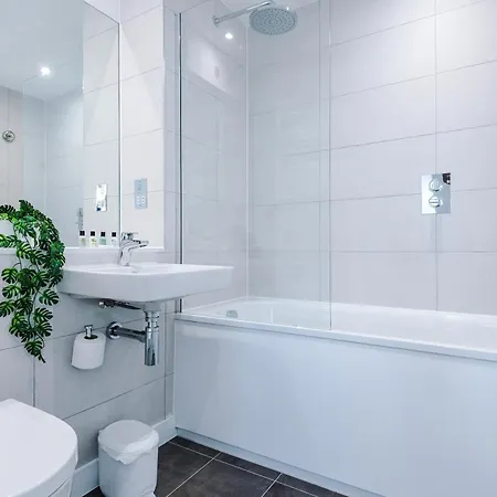 Skyline With Thermal Apartamento Manchester