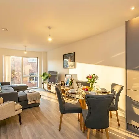 Convenient 2 Bedroom 公寓