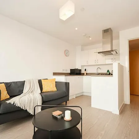 Modern 1 Bed With Views In * Manchester