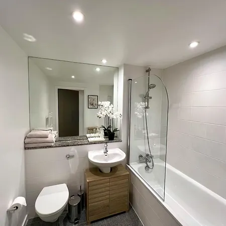 Serviced Near Ao Arena Manchester