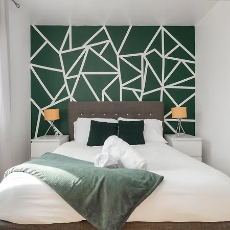 Stylish 4bd Townhouse - Centre - O2 Apollo Hébergement de vacances *