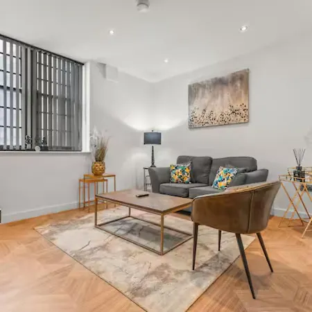 Duplex - Walk Ao Arena & Deansgate - Pass The Keys * Μάντσεστερ