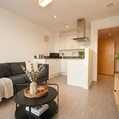 Modern 1 Bed With Views In 맨체스터