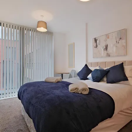 Apartment Modern 2 Bed With Balcony By Arndale Manchester