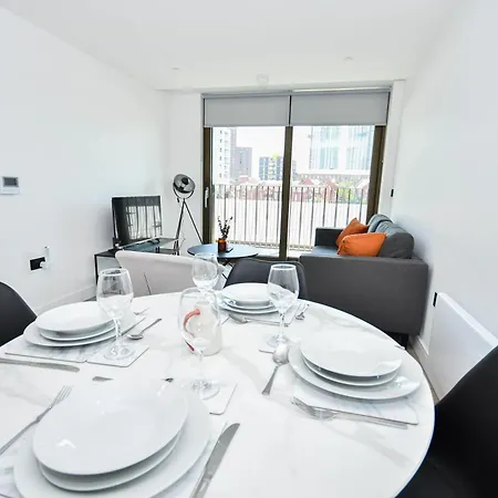 Contemporary 2 Bed