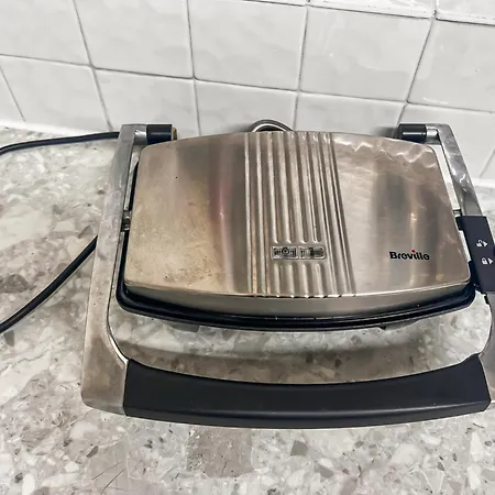 Lejlighed New Getaway - Free Gated Parking With Fob *