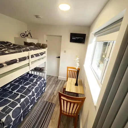 Lux Shared Flat With 2 Private Bedrooms And 2 Private En-suite Bathrooms Μάντσεστερ