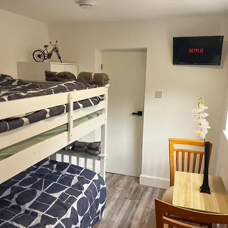 Lux Shared Flat With 2 Private Bedrooms And 2 Private En-suite Bathrooms Μάντσεστερ