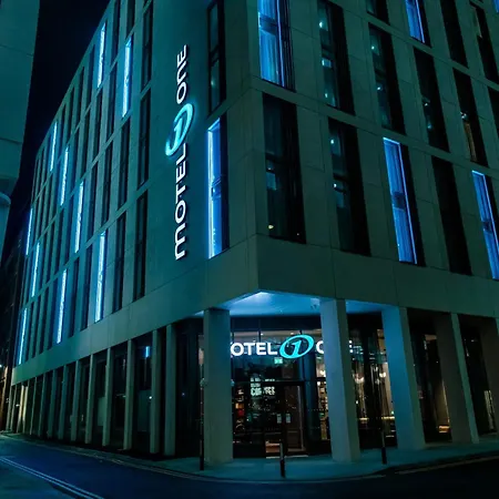 Hotel One Manchester-st. Peter's Square 3*