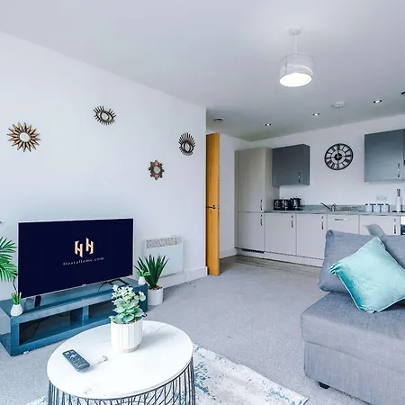 Apartamento 2 Bedroom Penthouse With Balcony By Host A Mánchester