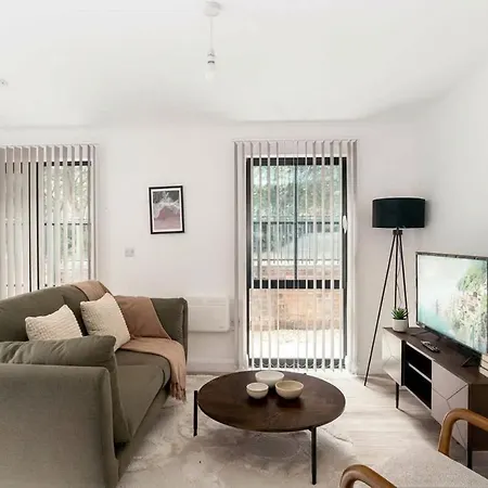 Contemporary 2bed Near Etihad * Manchester